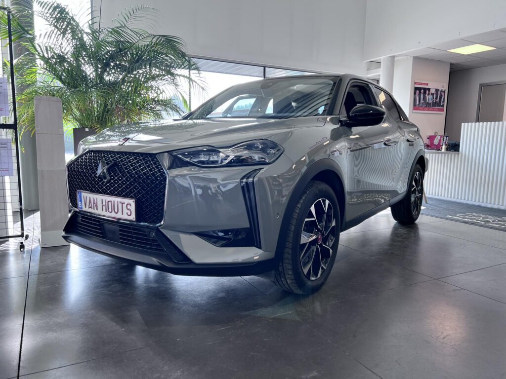 DS 3 CROSSBACK PERFORMANCE LINE AUTOMAAT